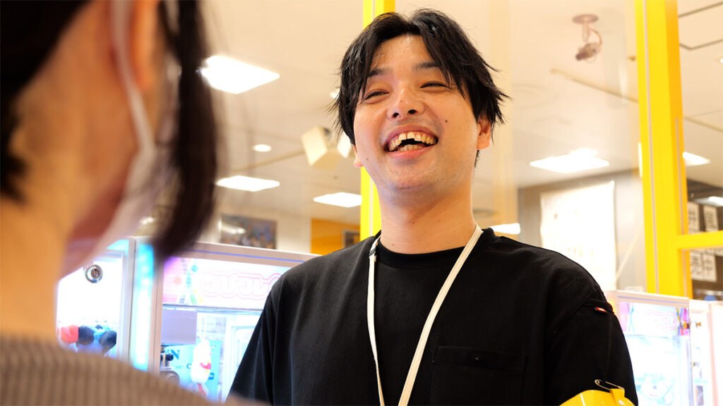 笑顔の男性