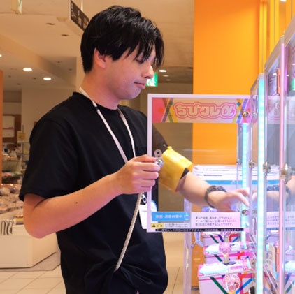 オモテの顔はクレーンゲームのスペシャリスト